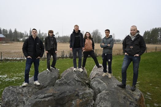 Lukion poikakuoro ideoi Yhdessä jouluna -konsertin