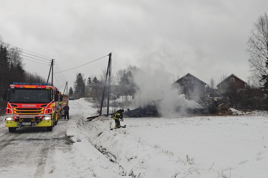 Autiotalon paloa epäillään tahallaan sytytetyksi Autiotalon paloa epäillään tahallaan sytytetyksi
